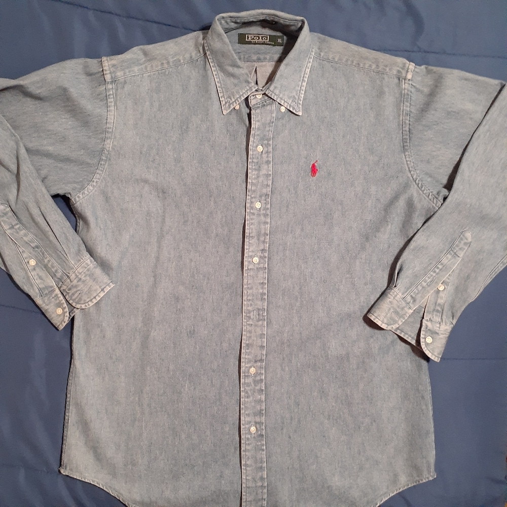 Authentic Polo Ralph Lauren denim dress shirt. Superb condition!